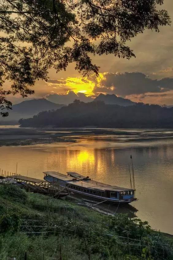 东南亚冷门大巴价格,中国哪个市到泰国最便宜