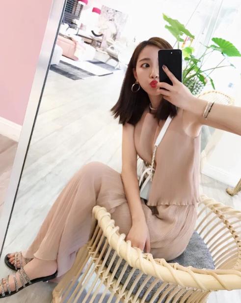 夏天化妆的正确步骤教程,新手夏天怎么化妆超简单不脱妆