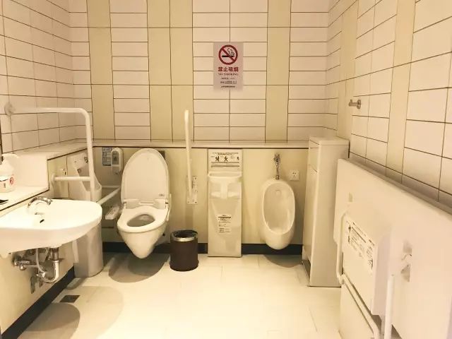 一篇有“异味”的测评文章，慎点！