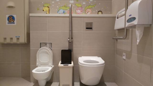 一篇有“异味”的测评文章，慎点！