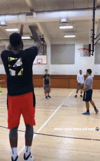 NBA历史上第一个为自己2K能力值找上门的球员，这分低的过分了！