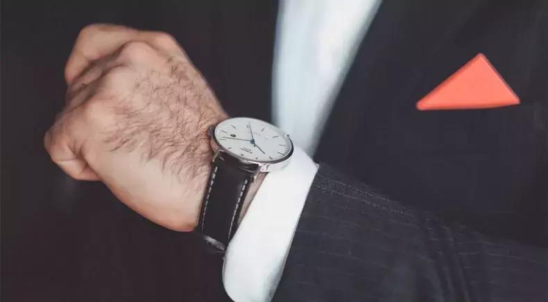 入门自动机械表推荐,想买个入门的智能手表