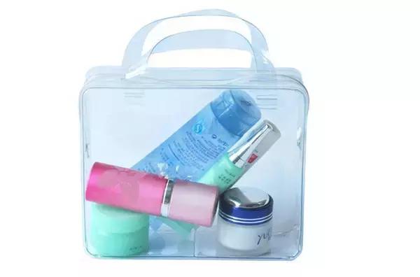 乘飞机化妆品要求,乘飞机带化妆品的技巧