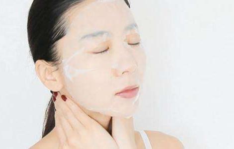 在这个“看脸”的时代，居然还有人觉得敷面膜的男生“娘”？