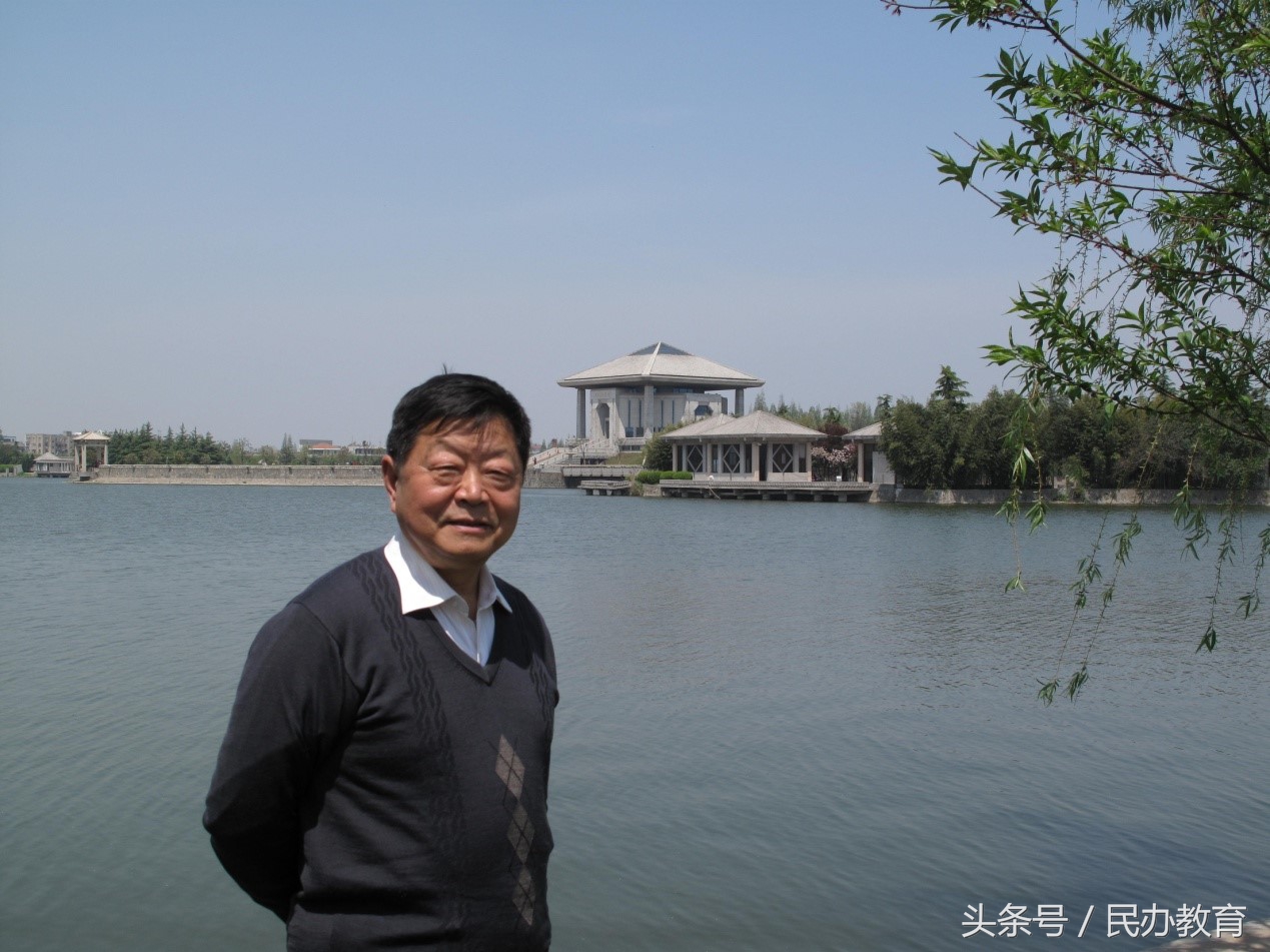 「特色学校」张贤平：盛世扬国粹希望在黉门——创建对联特色学校的若干做法和思考