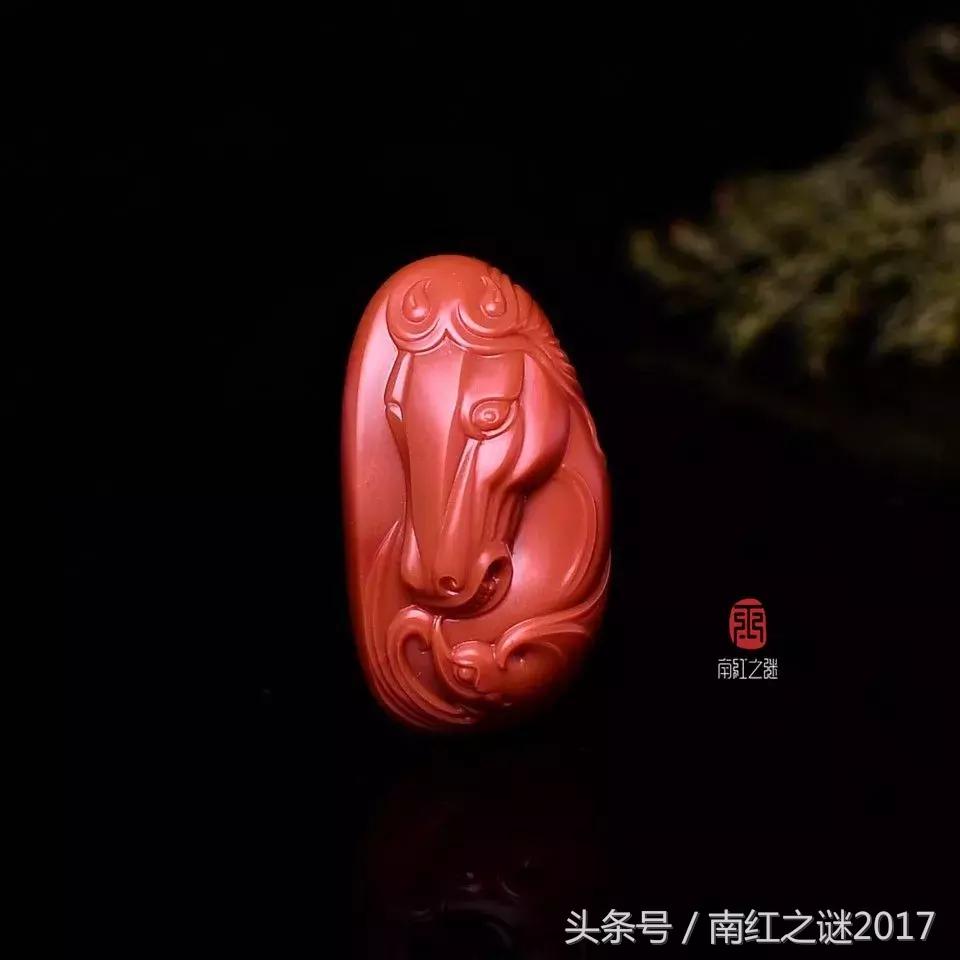 辟邪招财佩戴什么黄金手串,辟邪消灾保平安佩戴什么玉器