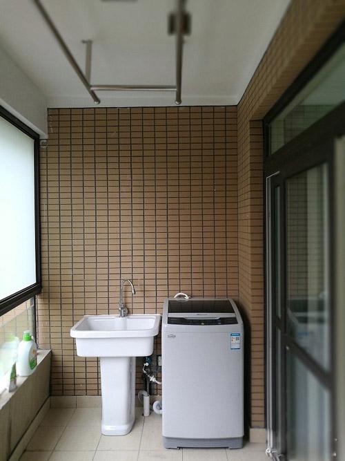 就为省点钱！新房不吊顶，家具全网购！冰箱太占地方就放阳台！