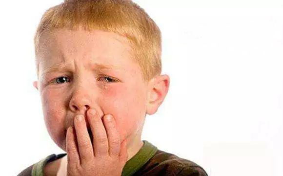 夏天小孩上火了怎样降火最快,夏季小孩上火了怎样降火最快