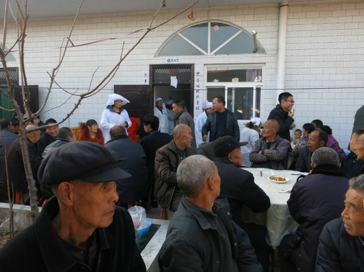 孕中期可以参加葬礼吗,孕妈怀孕后不要做这五种家务