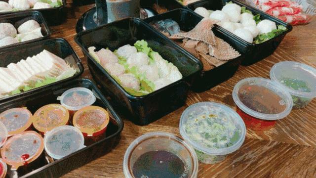 和心爱的人窝在家里,和心爱的人一起住民宿