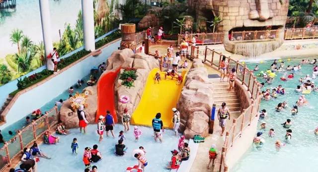 郑州最干净的水上乐园室内,郑州最好玩的水上游乐园