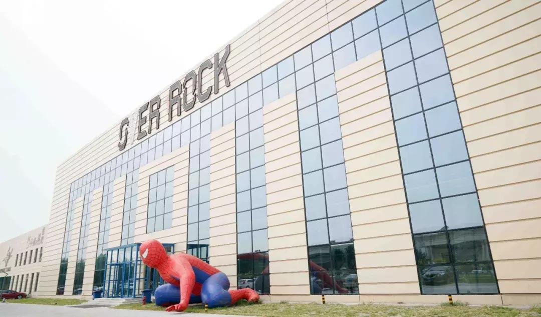 天津攀岩墙室内游乐场,天津攀爬类游乐园