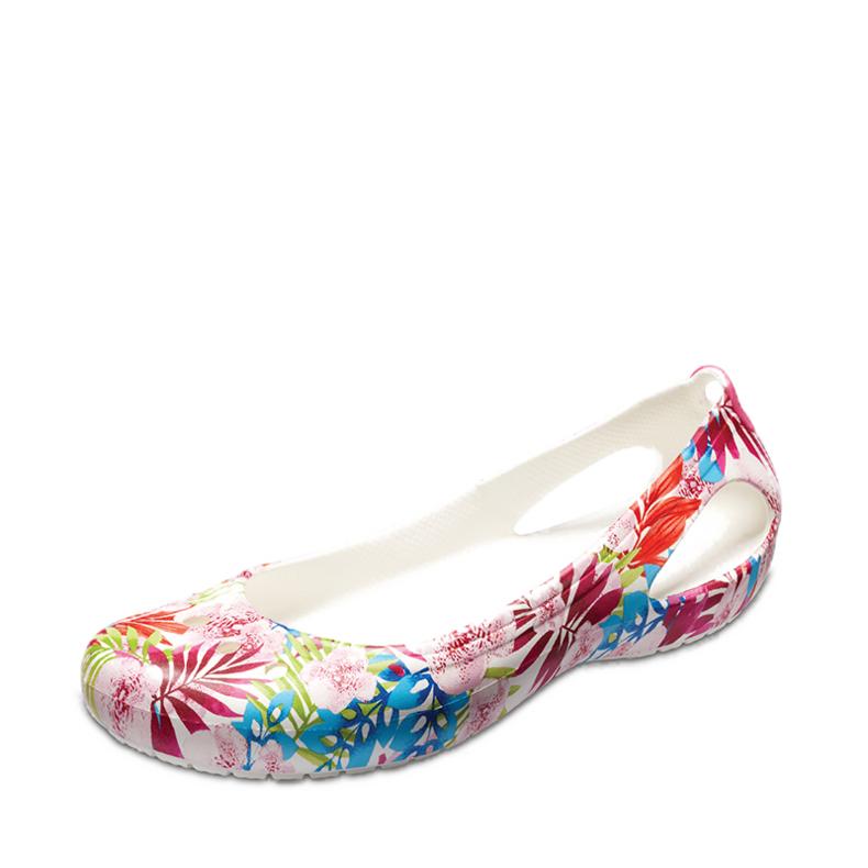 “丑”鞋行天下，沙滩就是它的主场