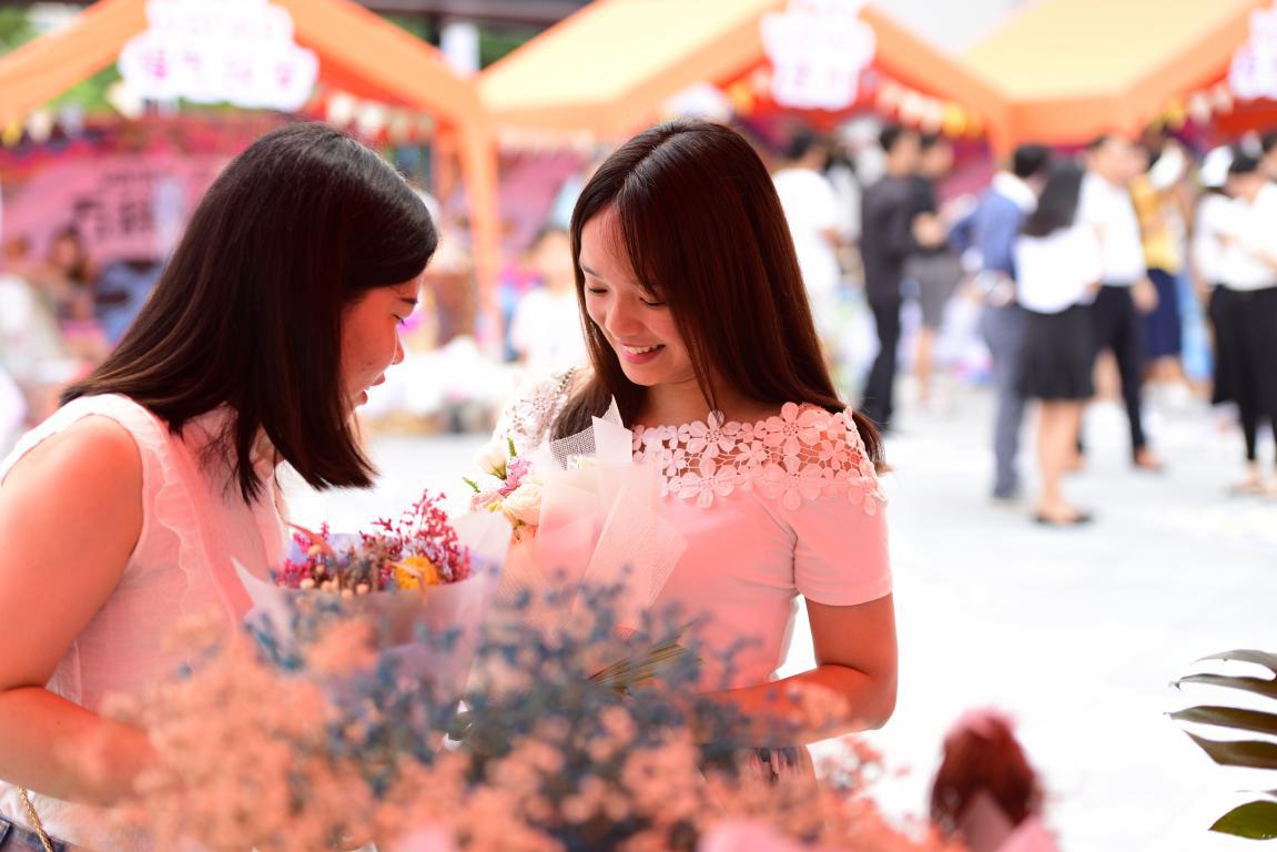 佛山金融高新区万科a32房价,万科2万平商业综合体