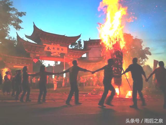 云南火把节狂欢攻略,云南火把节狂欢夜