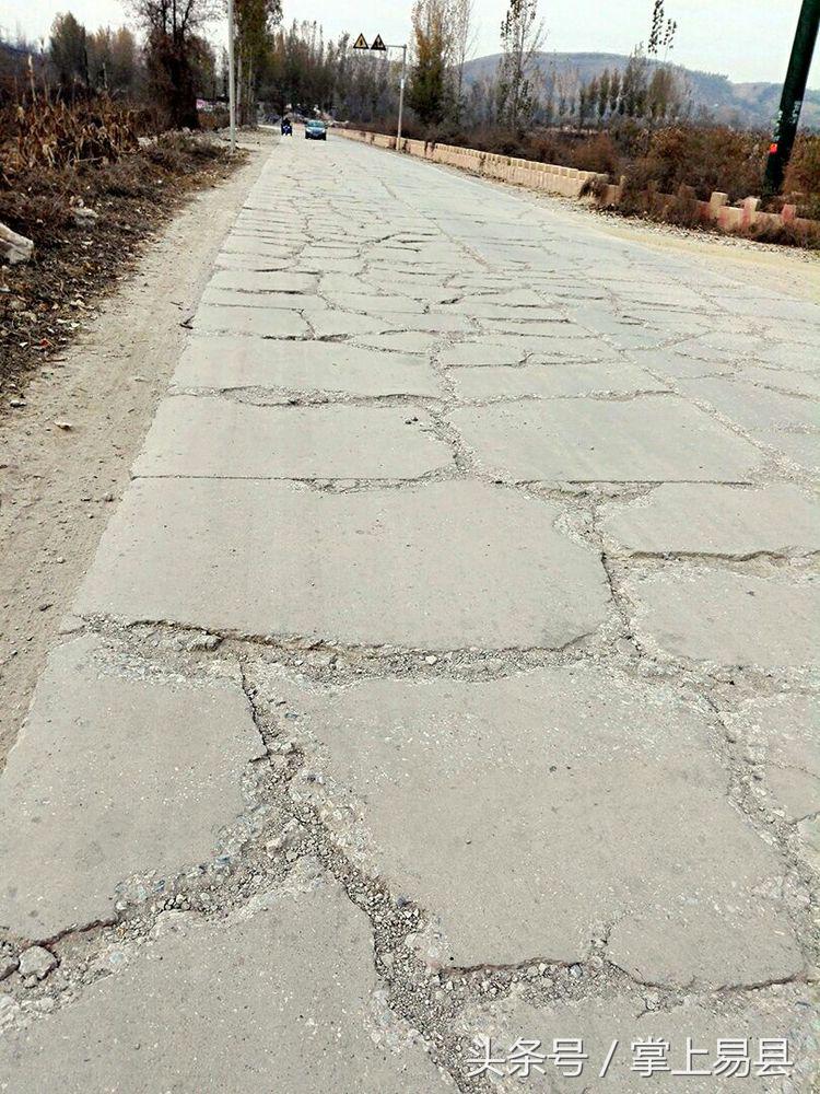 窟窿山,凤凰山星月