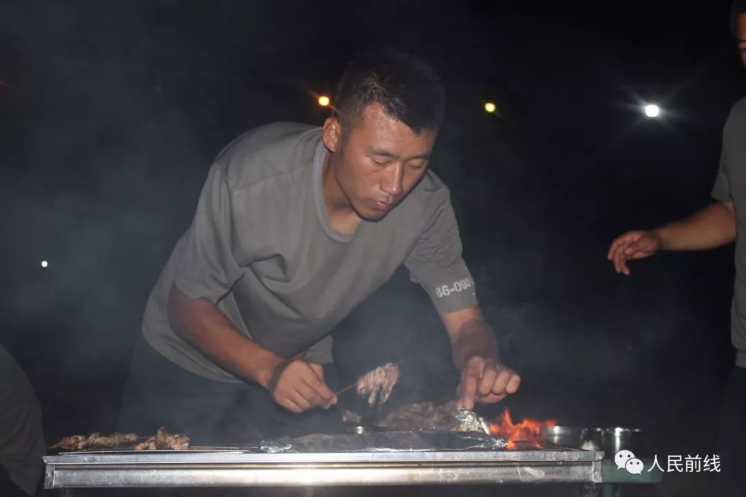 面朝大海烧烤,面朝大海人生就像一场旅行
