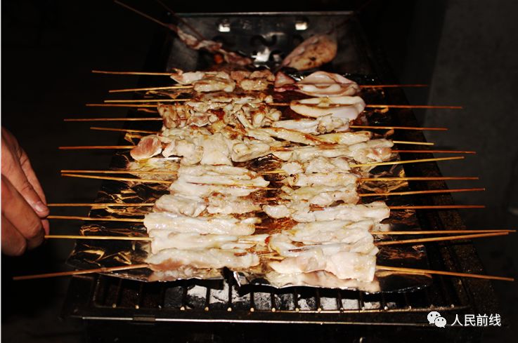 面朝大海人生就像奔流不息的大海,面朝大海烧烤