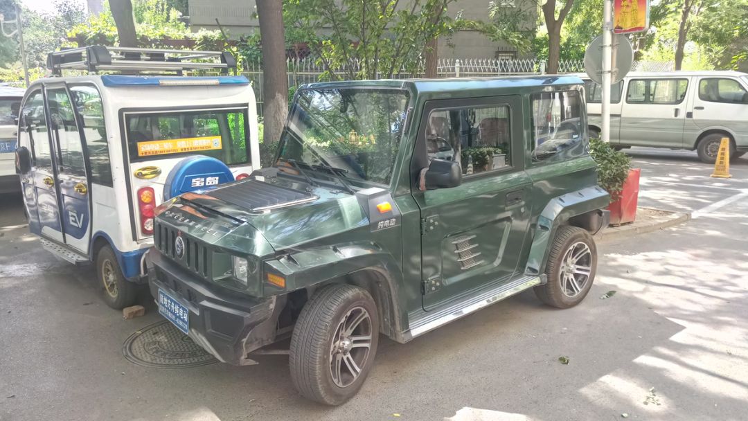 老年代步车案件,老年代步车违法行为