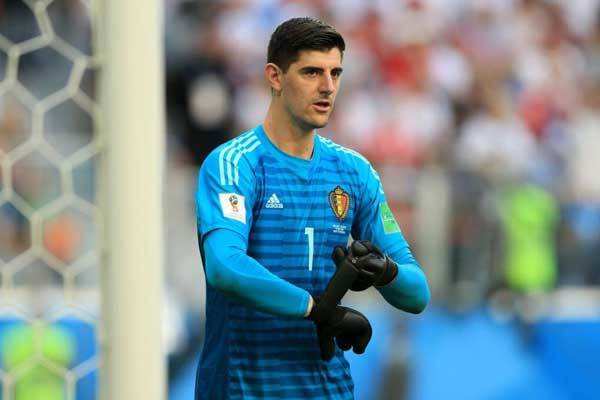 国际足球丨枪手有意博阿滕！库瓦回马德里？克罗斯足球先生