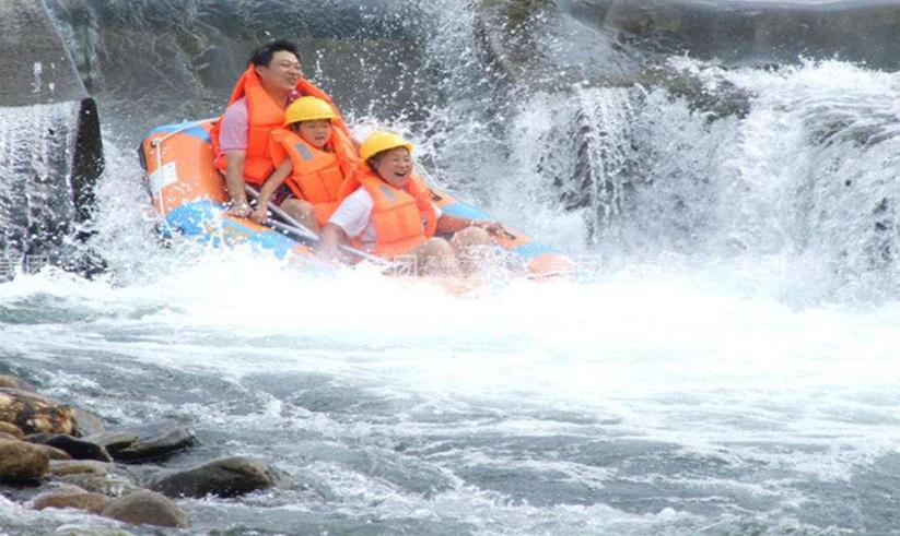 紧张而又刺激的游玩,紧张刺激惊险