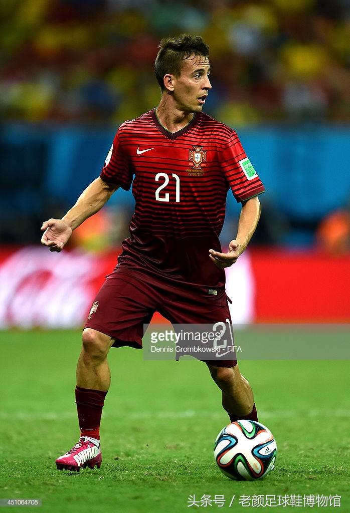 世界杯鸳鸯足球鞋,世界杯彪马鸳鸯足球鞋绿橙