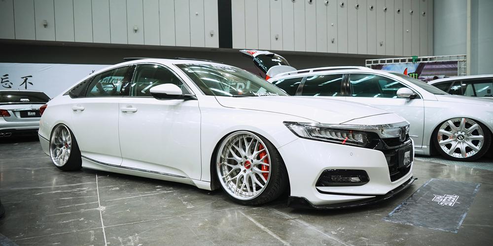 本田10代雅阁国内首改，花费7万将车打造成精品姿态！