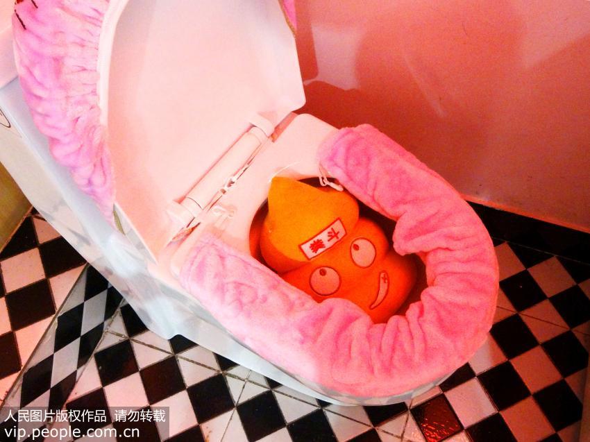 大便赖在马桶里不走怎么办,大便赖在马桶不走怎么办