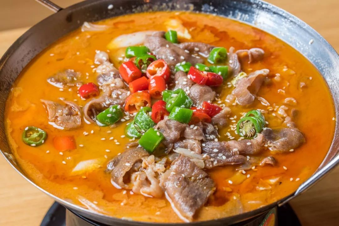 90后美女开轻食店,90后美女创业开快餐店