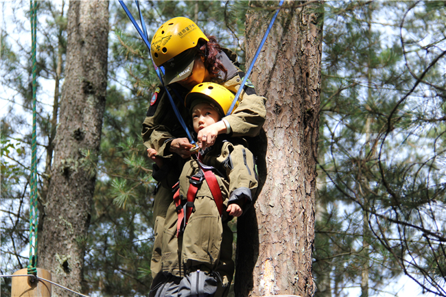 撒泼打滚爱哭的宝宝怎么治,孩子撒泼打滚发脾气怎么办