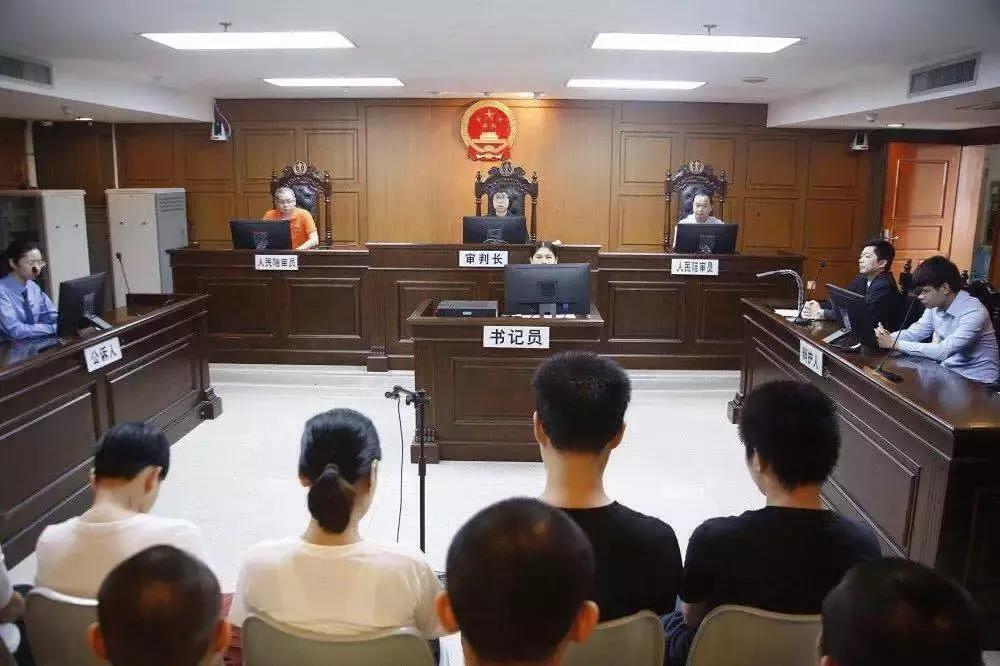 全国首例假冒lv等箱包案件,假冒lv判刑