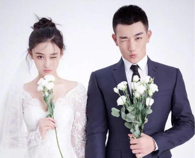 张馨予晒出婚纱照，两人外形般配，网友纷纷献上祝福