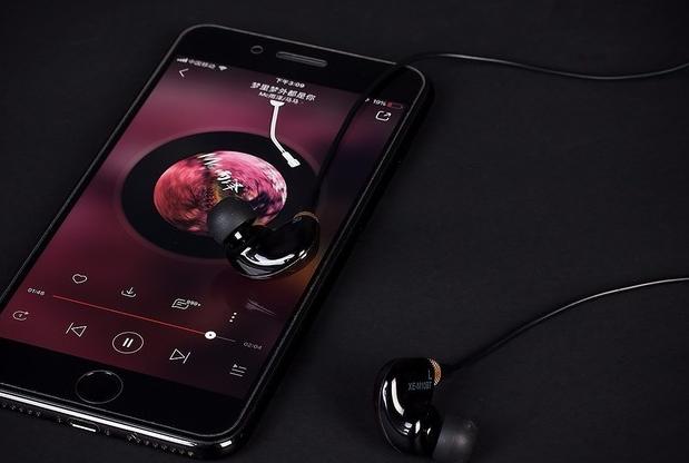 蓝牙耳机排名前十的品牌全球,电竞蓝牙耳机品牌十大排名