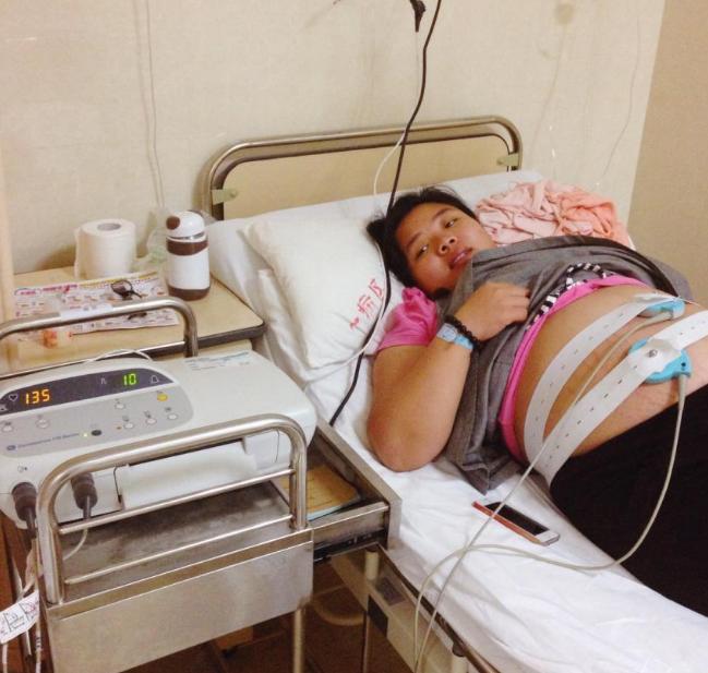 临产前孕妈会不会感觉疲惫,分娩时先见红还是先宫缩