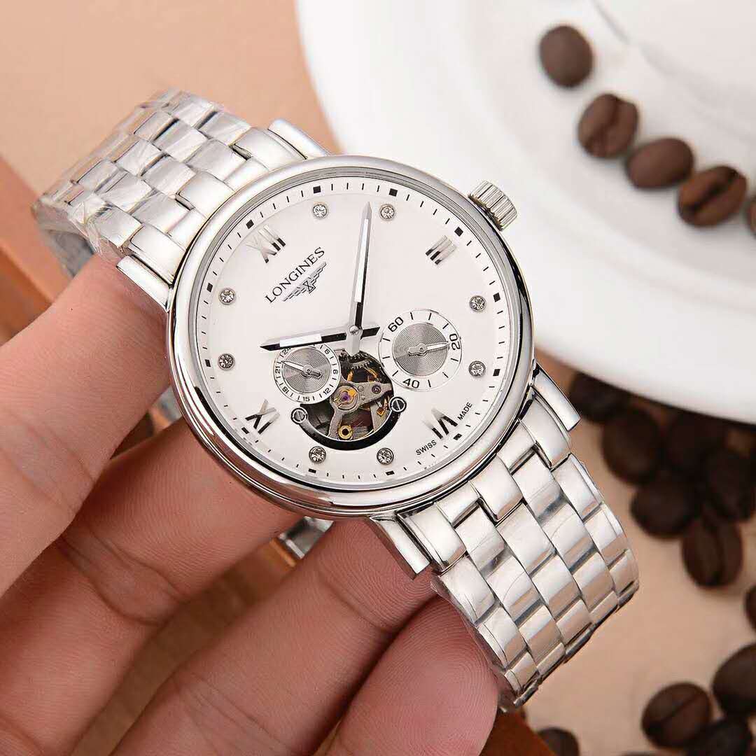 高仿表进口机芯,正品与复刻3235机芯对比