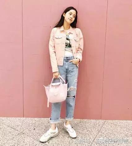 穿衣搭配:少买衣服,多学搭配,简单的基础款搭配就够美!