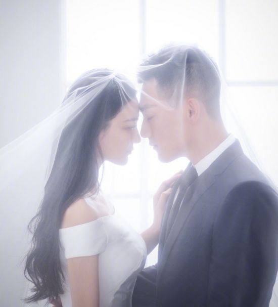 张馨予什么时候跟何捷谈恋爱的,为何张馨予何捷会成为夫妻