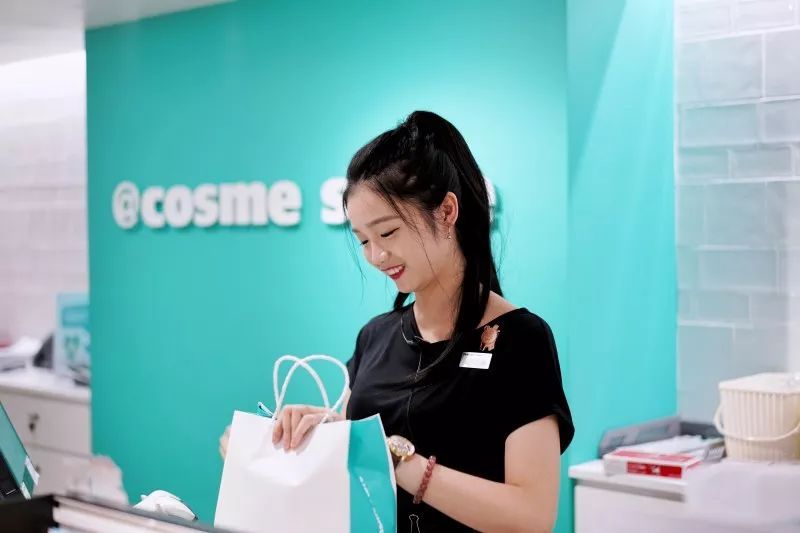 亚洲最大cosme大赏实体店,香港cosme大赏