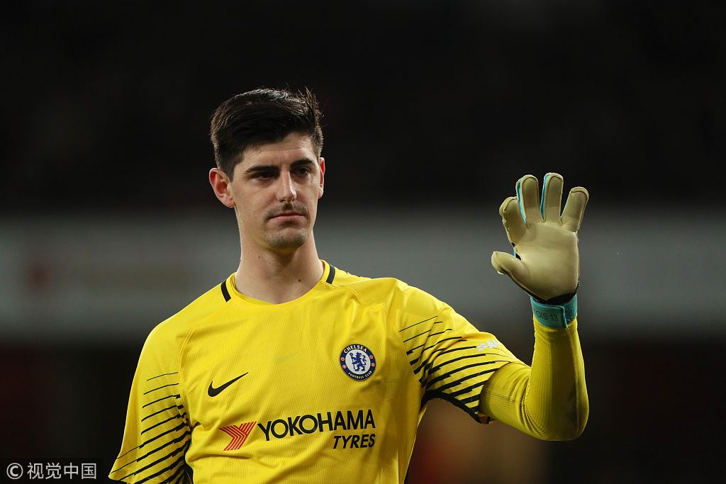 「用午之地」中卫没买到，曼联后院还要起火？