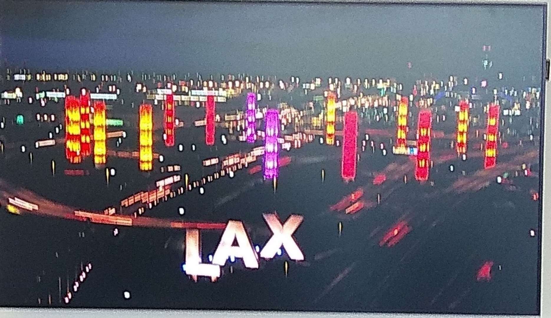 顾小仑随笔｜从洛杉矶机场说起