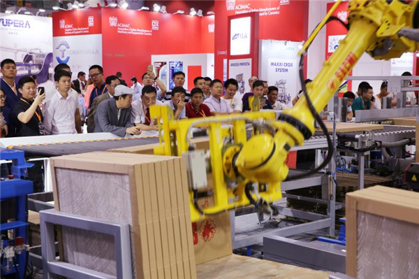 碧桂园杨国强的简介,碧桂园杨国强是谁