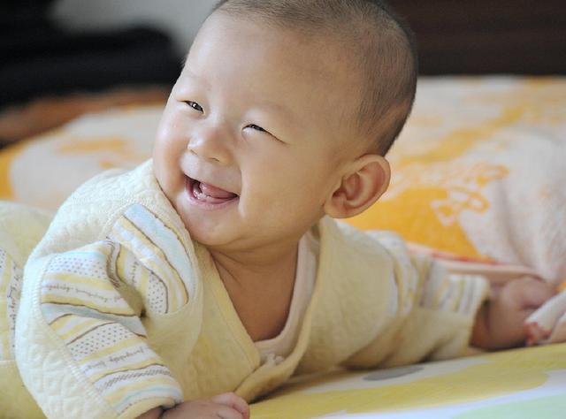 小孩耳朵什么样有福,孩子耳朵的形状