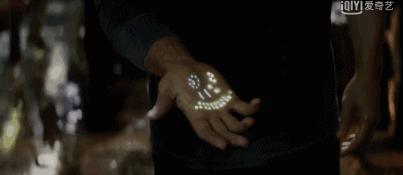 人肉条形码丨我们接受着自己的隐私被不断入侵，并甘之如饴