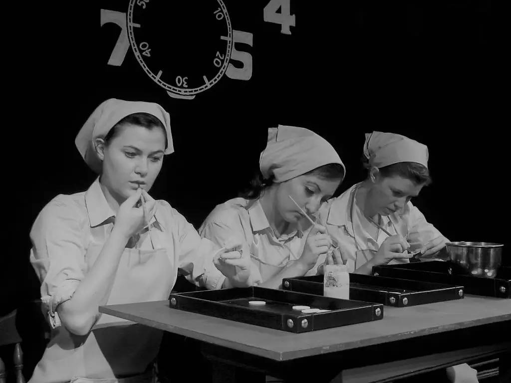 可以毁灭人类的东西,可以毁灭整个宇宙的自然灾害