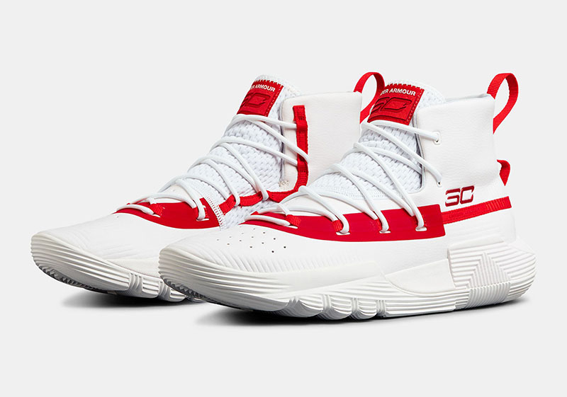双重缓震科技篮球鞋,库里新战靴curry2.5