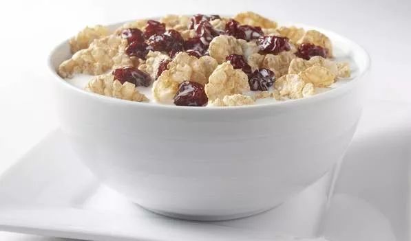 口腔溃疡喉咙痛有什么含片,咽喉肿痛干痒咳嗽口腔溃疡怎么办