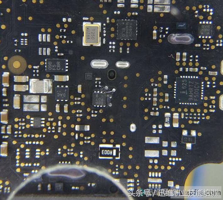 苹果笔记本开机出现问号怎么办,2010苹果笔记本开机出现一个问号