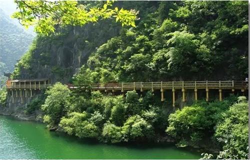 萧何月下追韩信张良,萧何月下追韩信张良唱段