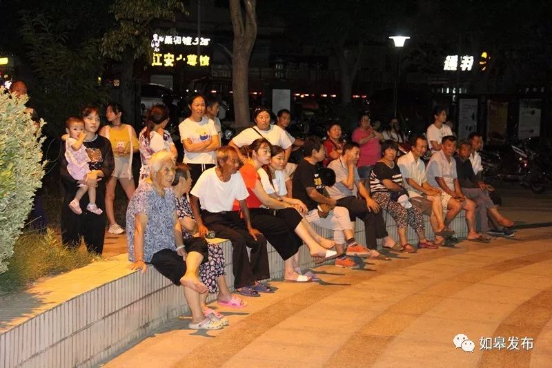 嗨起来！谁再抱怨如皋没有夜生活，你就把这个丢给TA～