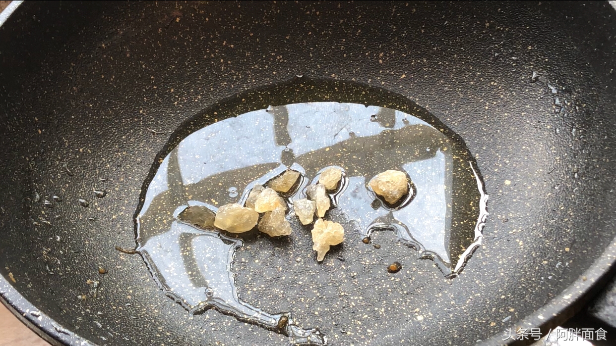 这个季节的丝瓜怎么吃,立秋后的丝瓜怎样吃不发黑